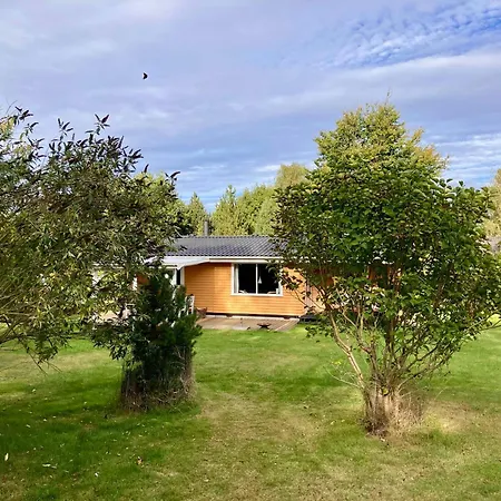 Summer House Hygge Close To And Forest 度假居 Hove